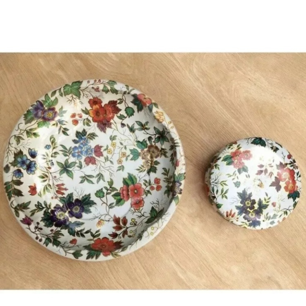 Vintage Daher Floral Tin w Lid & Accent Tray Dish